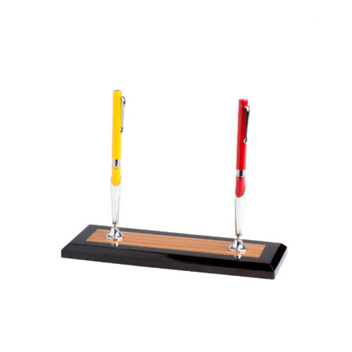 Porte stylo en bois
